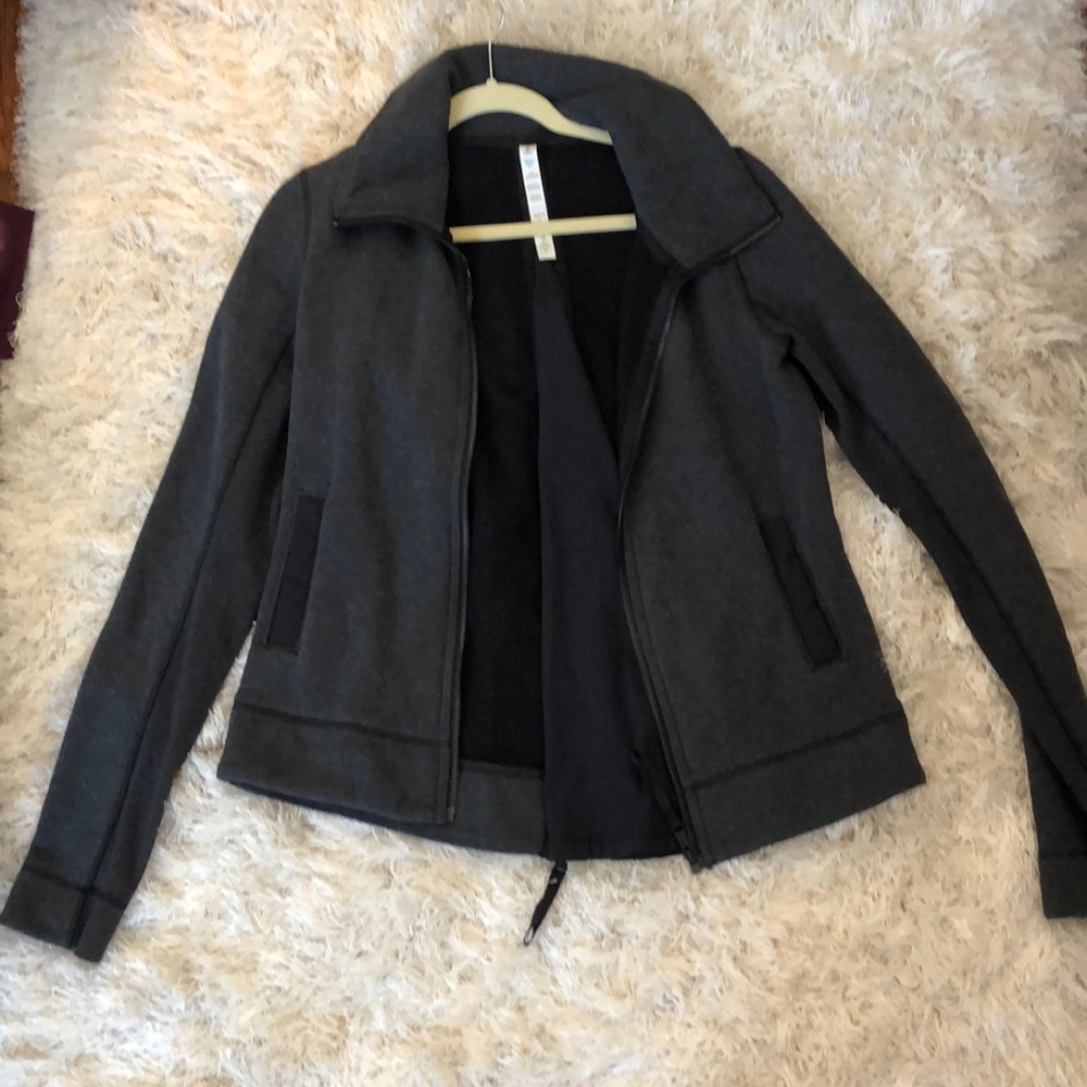 Lululemon zip up jacket
